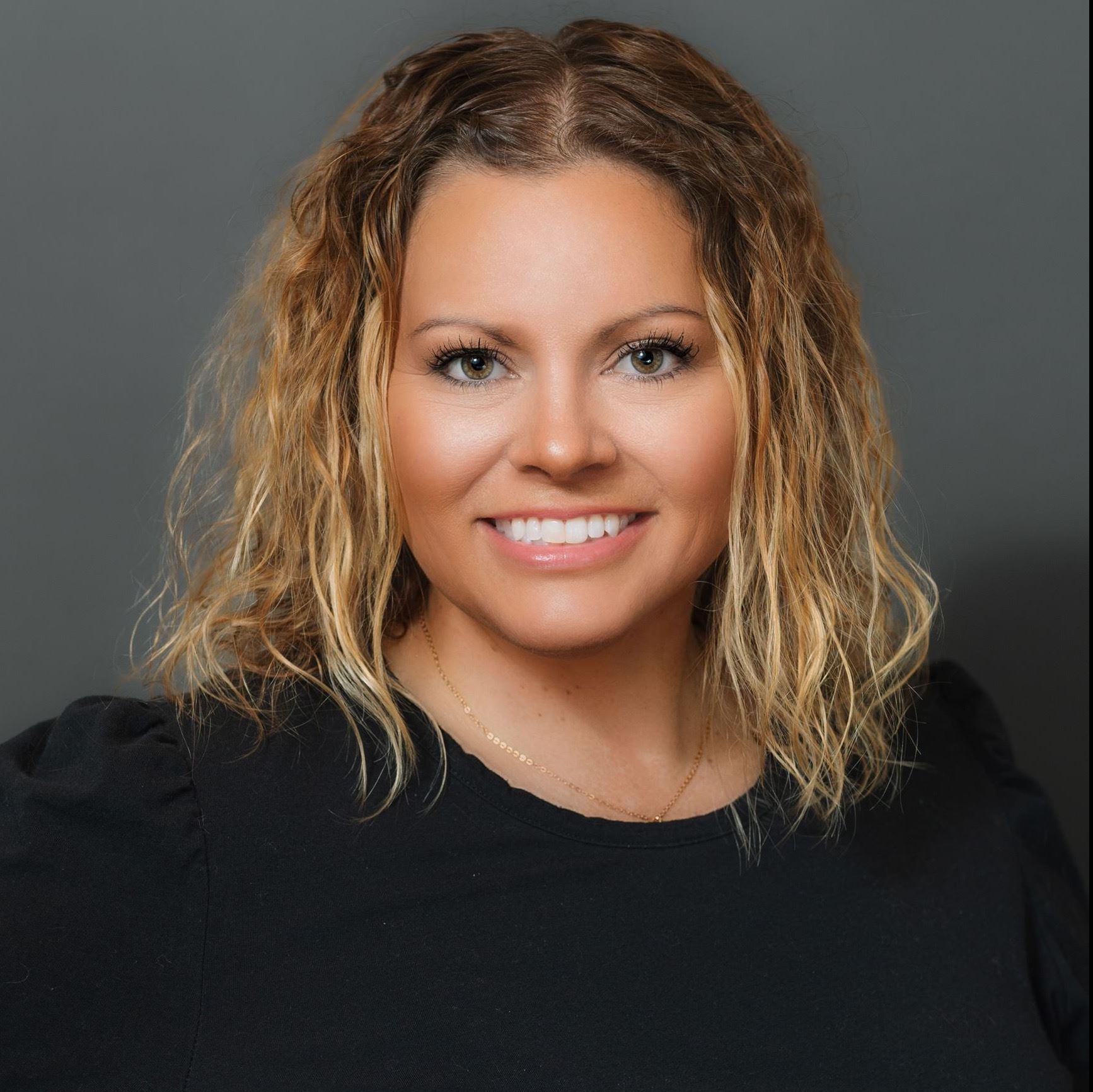 Miranda Vollmer Headshot